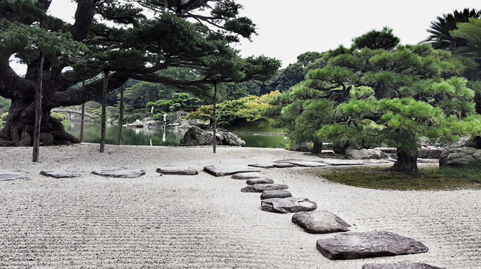 a+t - Japan Diaries: artificial landscapes
